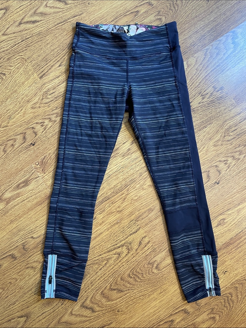 NWOT Vintage Lululemon Leggings